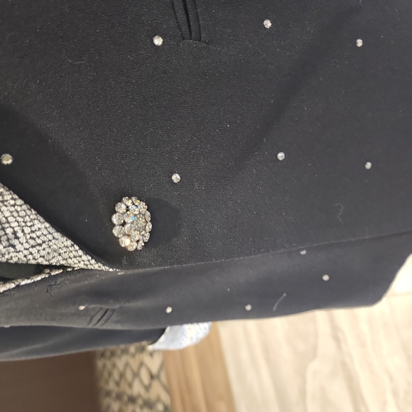 Sophisticated Black and Silver Long Sleeve Dress - Picture 4 of 9